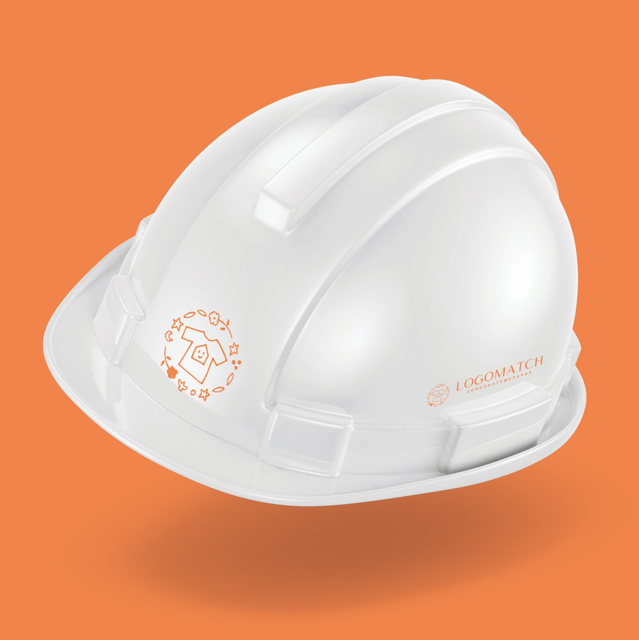 毎日を彩る服のロゴ