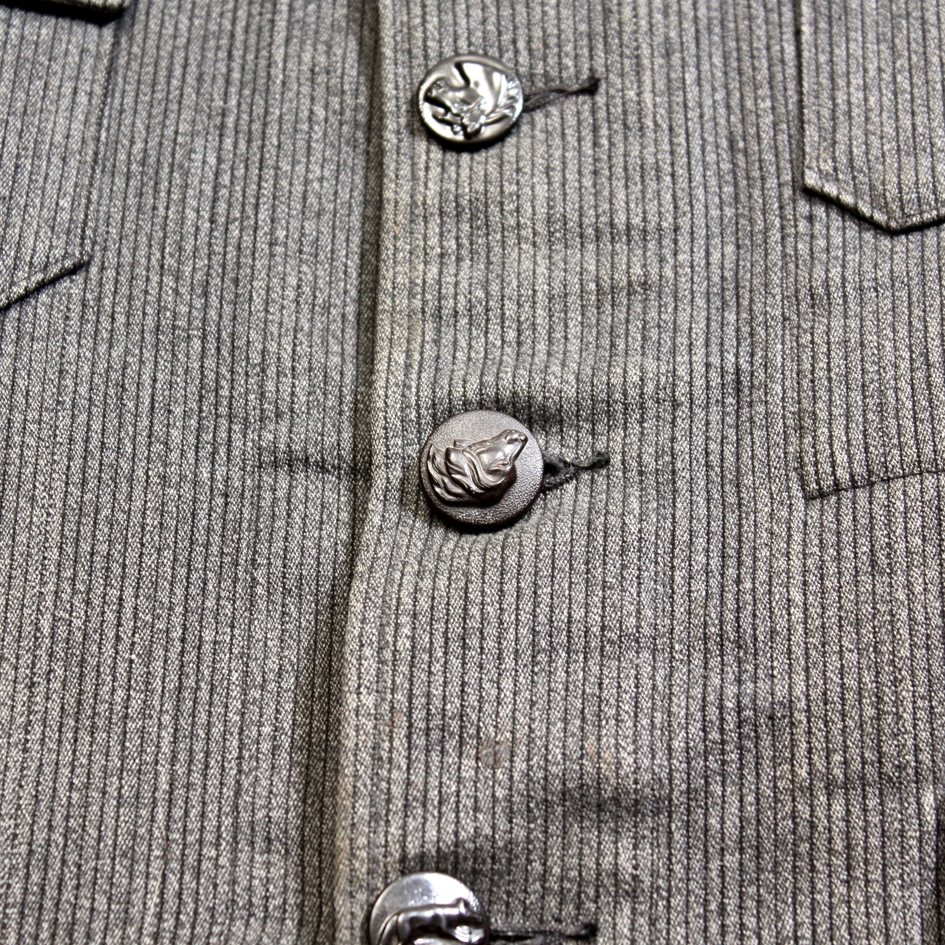 0685. 1940's French cotton pique hunting jacket animal button 40s