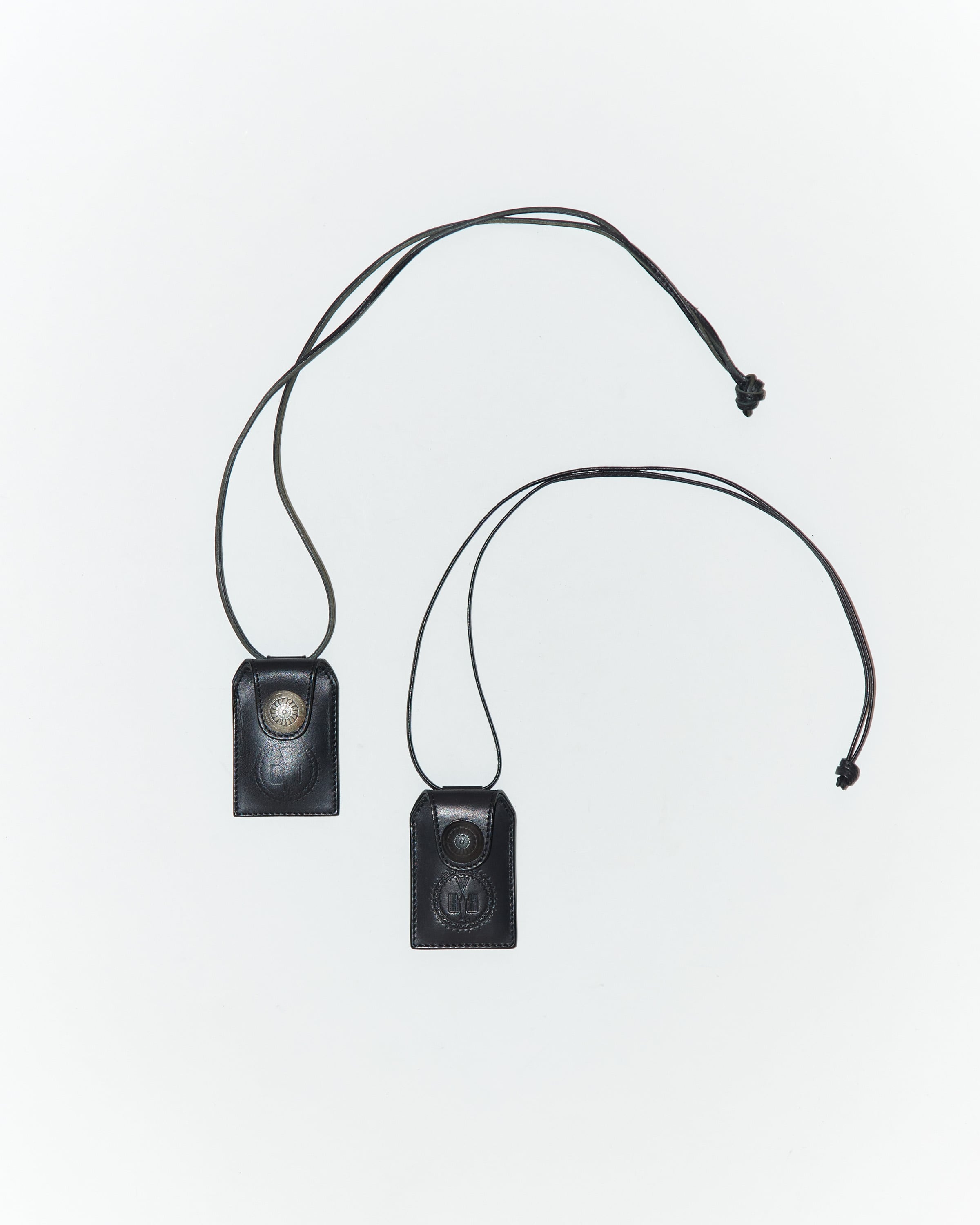 blackmeans OMAMORI CASE LEATHER NECKLACE | HEIGHTS Online Store