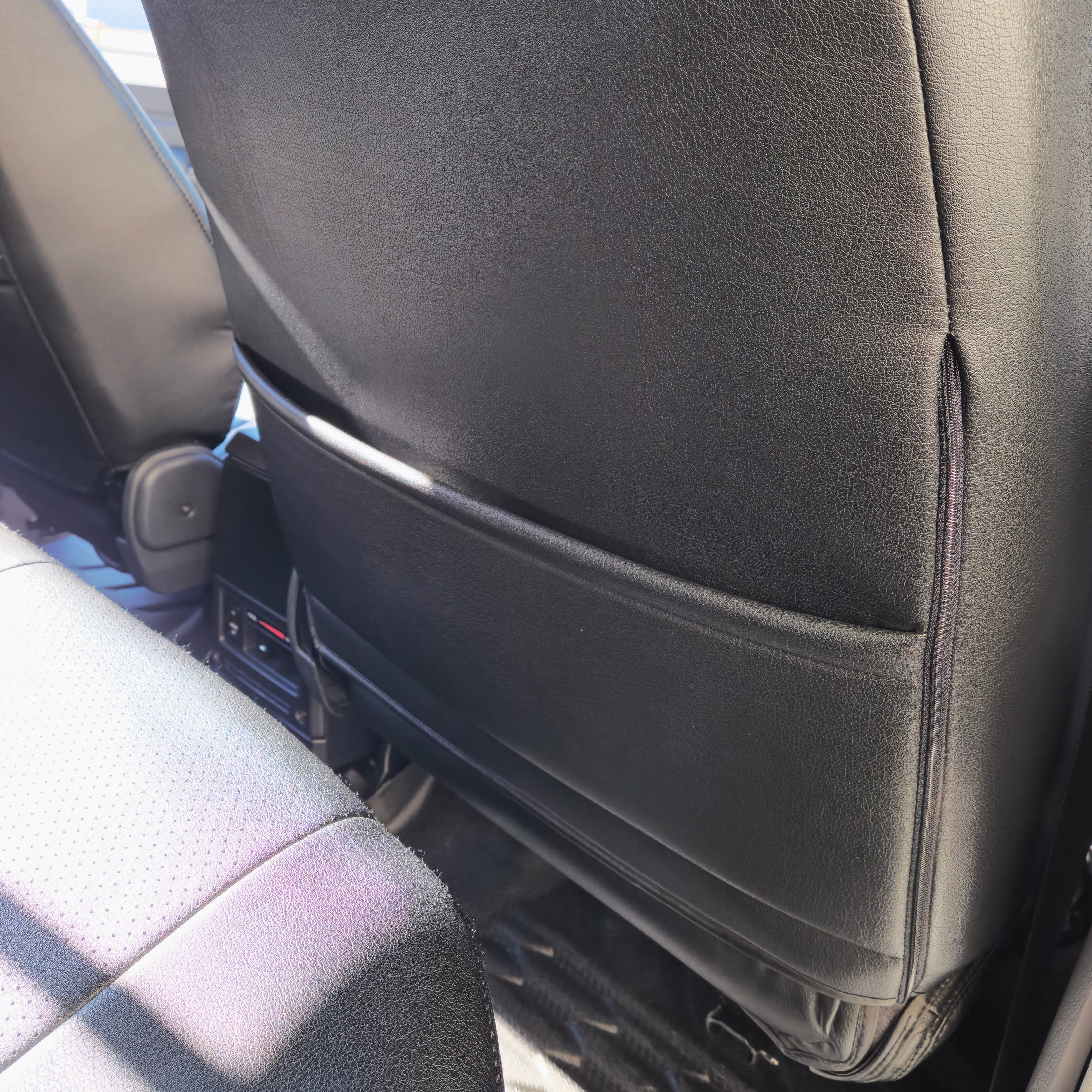 再再販ランドクルーザー70 GDJ76W用 ブラックレザー【合皮】 シート