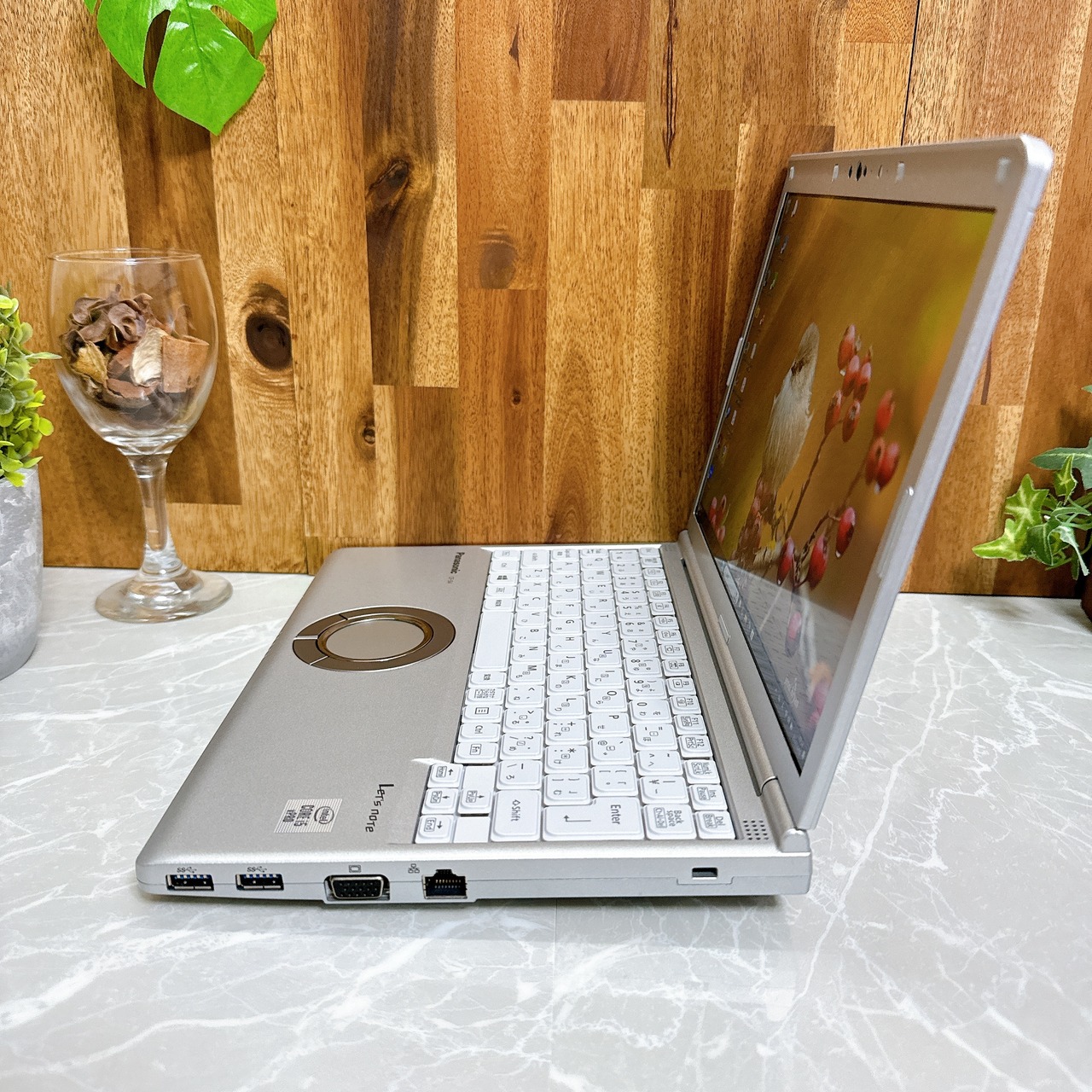 2020年式 Panasonic Let’s Note SV9 第10世代Core i5 / メモリ16GB / SSD 256GB / 12.1インチ FHDディスプレイ