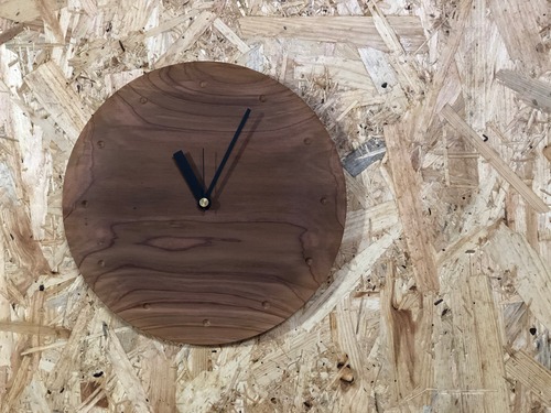 Wooden clock  木の時計 （秋田杉）size L　20-02