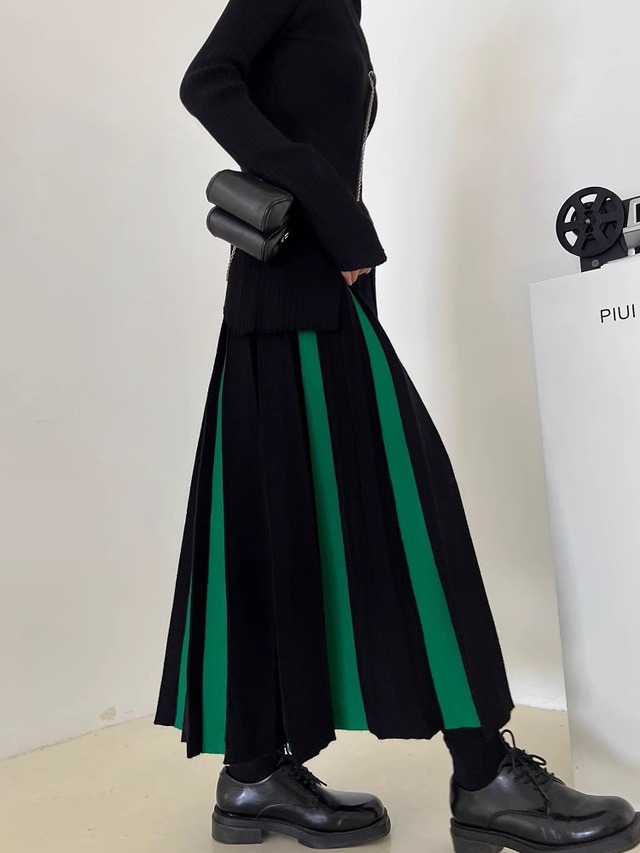 Bicolor knit pleated skirt 2color [T432]