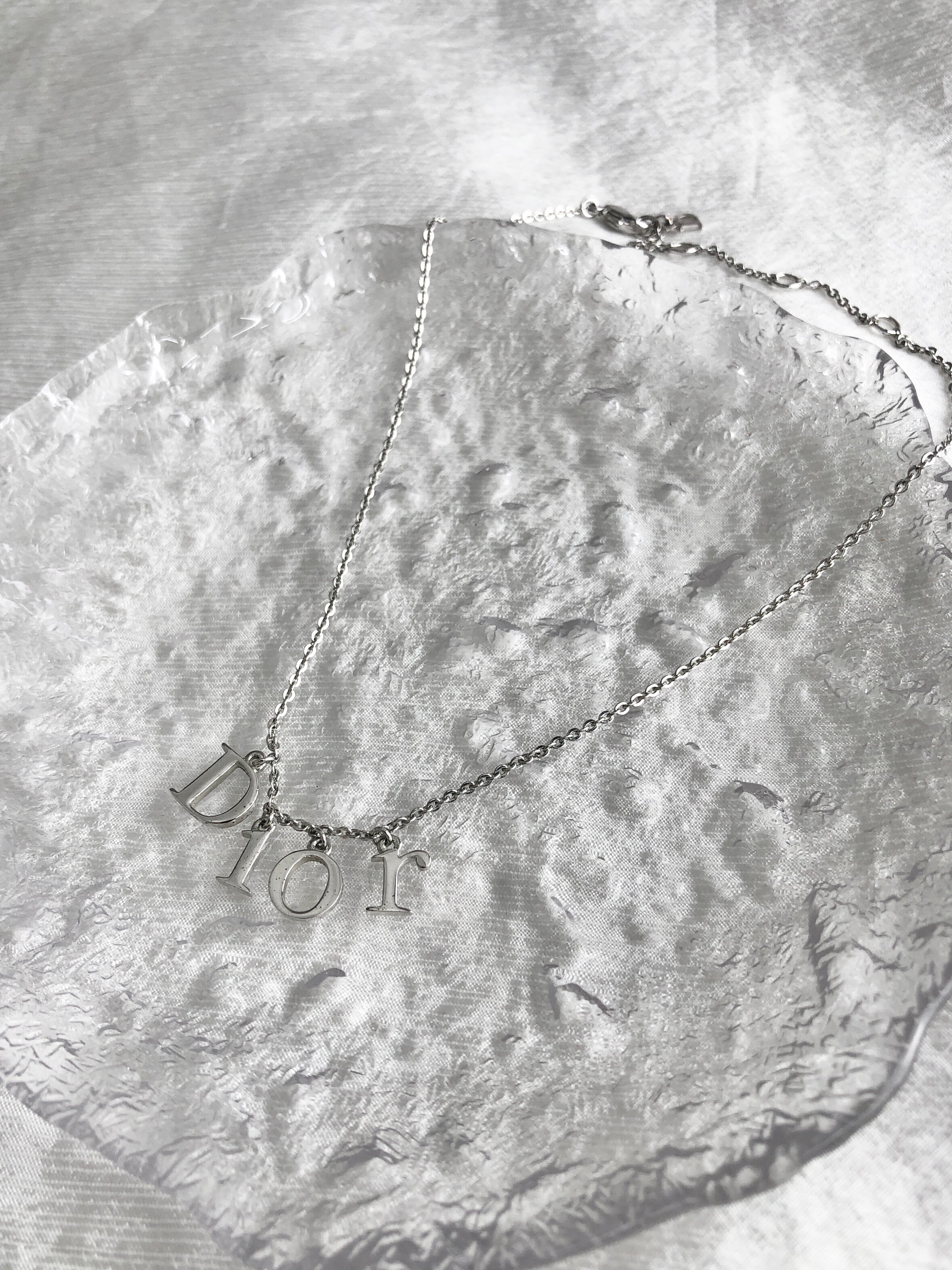 Christian Dior クリスチャン ディオール ネックレス シルバー ロゴ