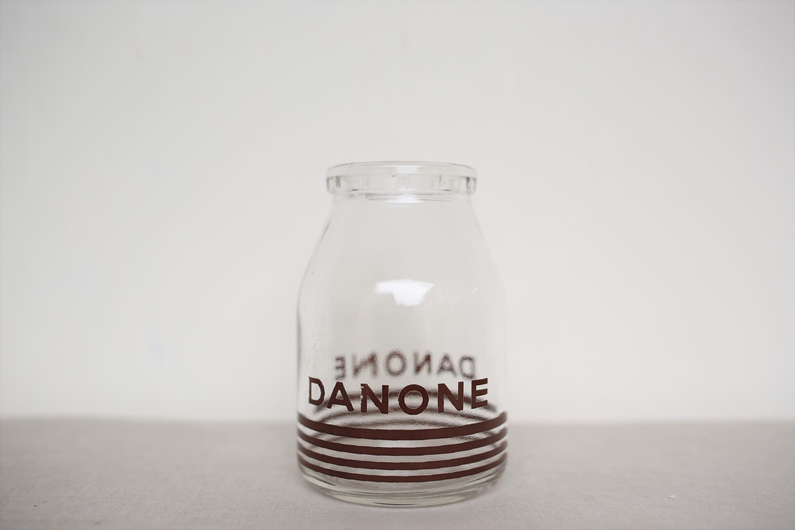 フランス アンティーク 『DANONE』 ガラスビン ヨーグルトポット(大) N-00369
