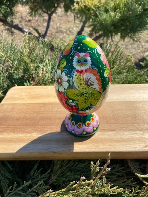 ペトリキウカ塗り　木製プィサンカ・スタンド一体型（イースター・エッグ）14cm（ホメンコ作）