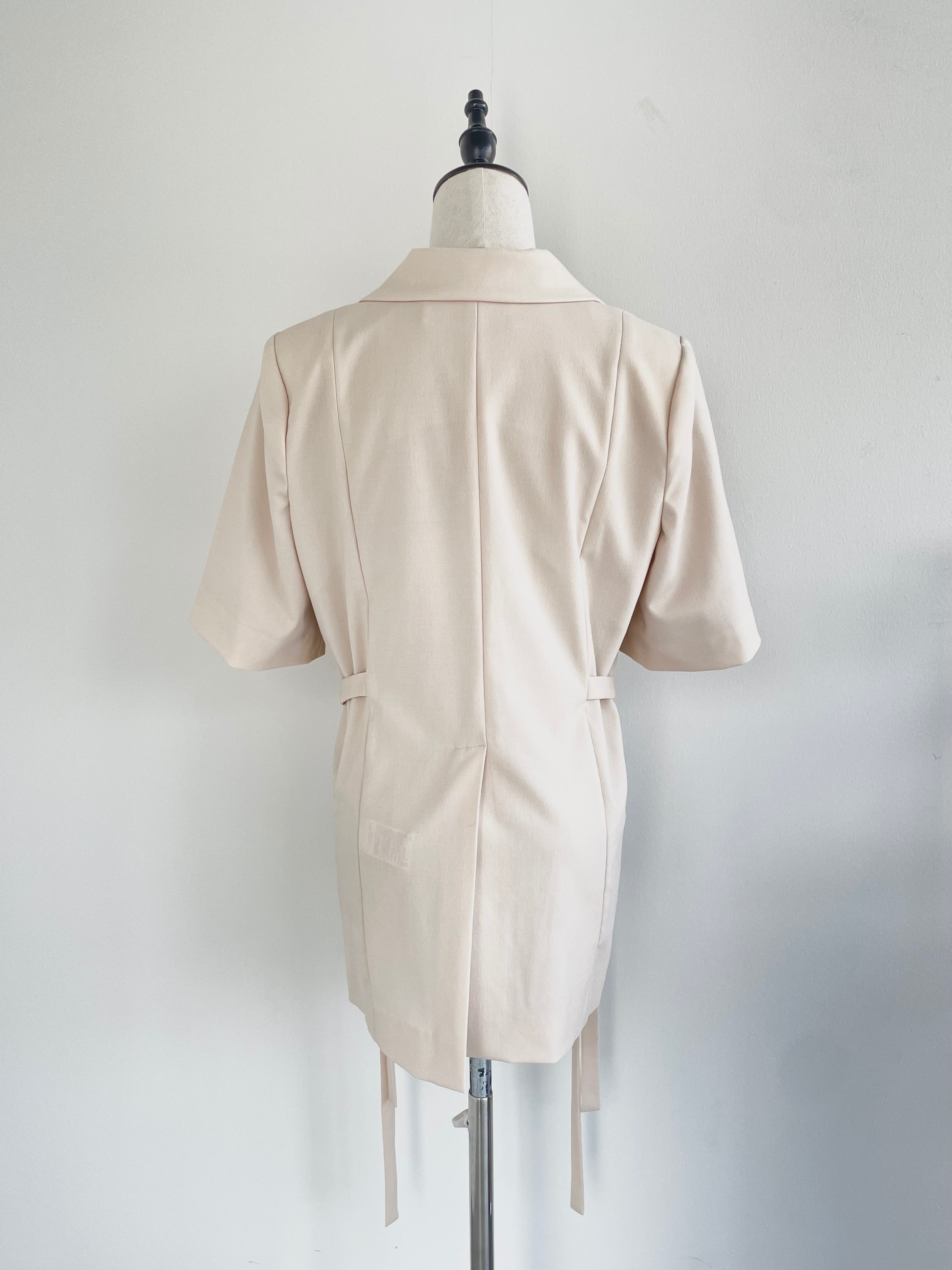 MURRAL Slit short sleeve jacket | KOKO