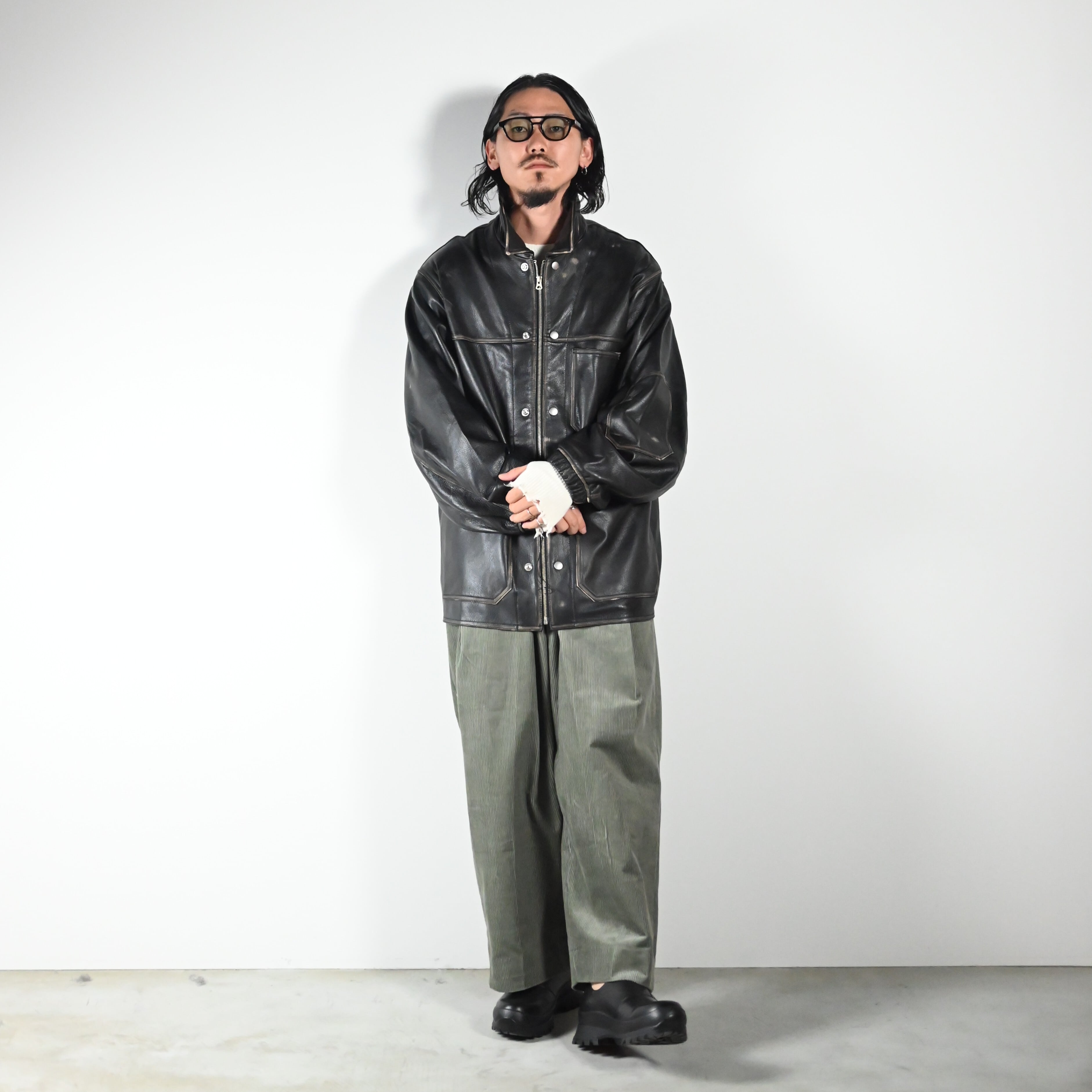 barbell object(バーベルオブジェクト)leather coverallコーディネート