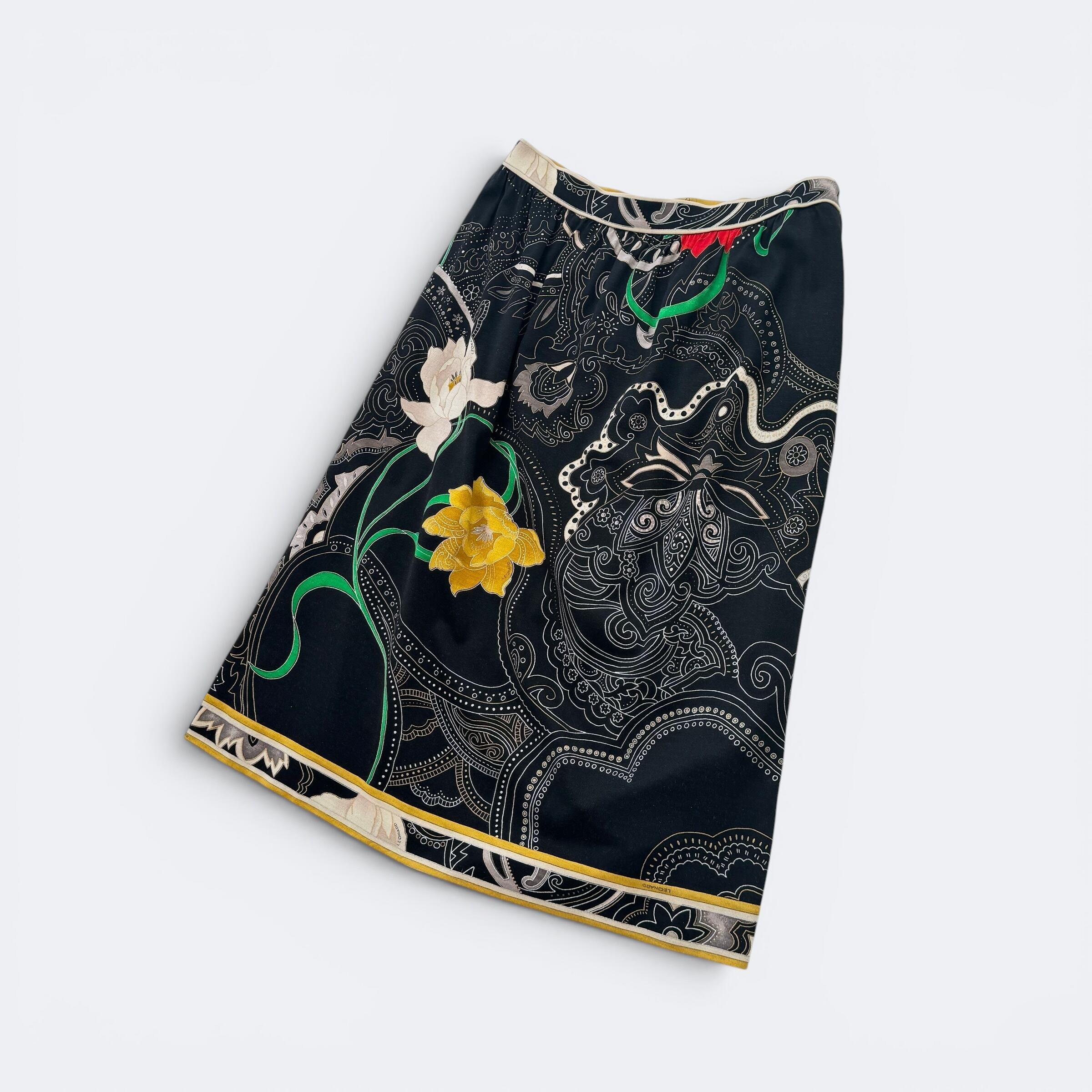 LEONARD 花柄 ひざ丈スカート ブラック LEONARD FASHION レオナール スカート ブラック 花柄 ひざ丈 | monchouchou