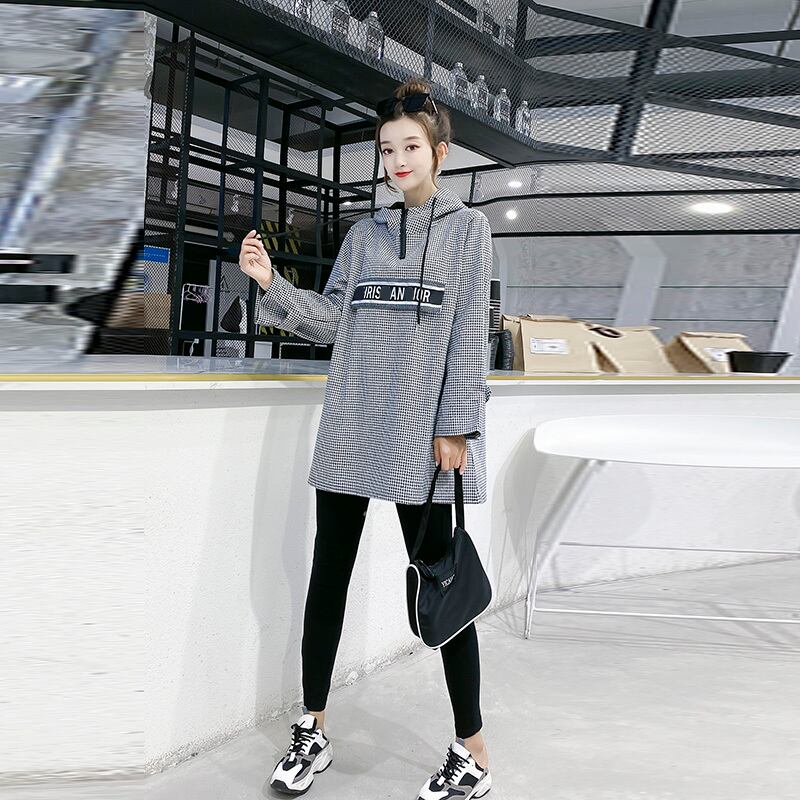 2020年の新しいファットmmルーズベリーカバートップス、プラスサイズの女性の秋の服、200kgの長袖Tシャツをスリム化 ミックスインファッション83642540256