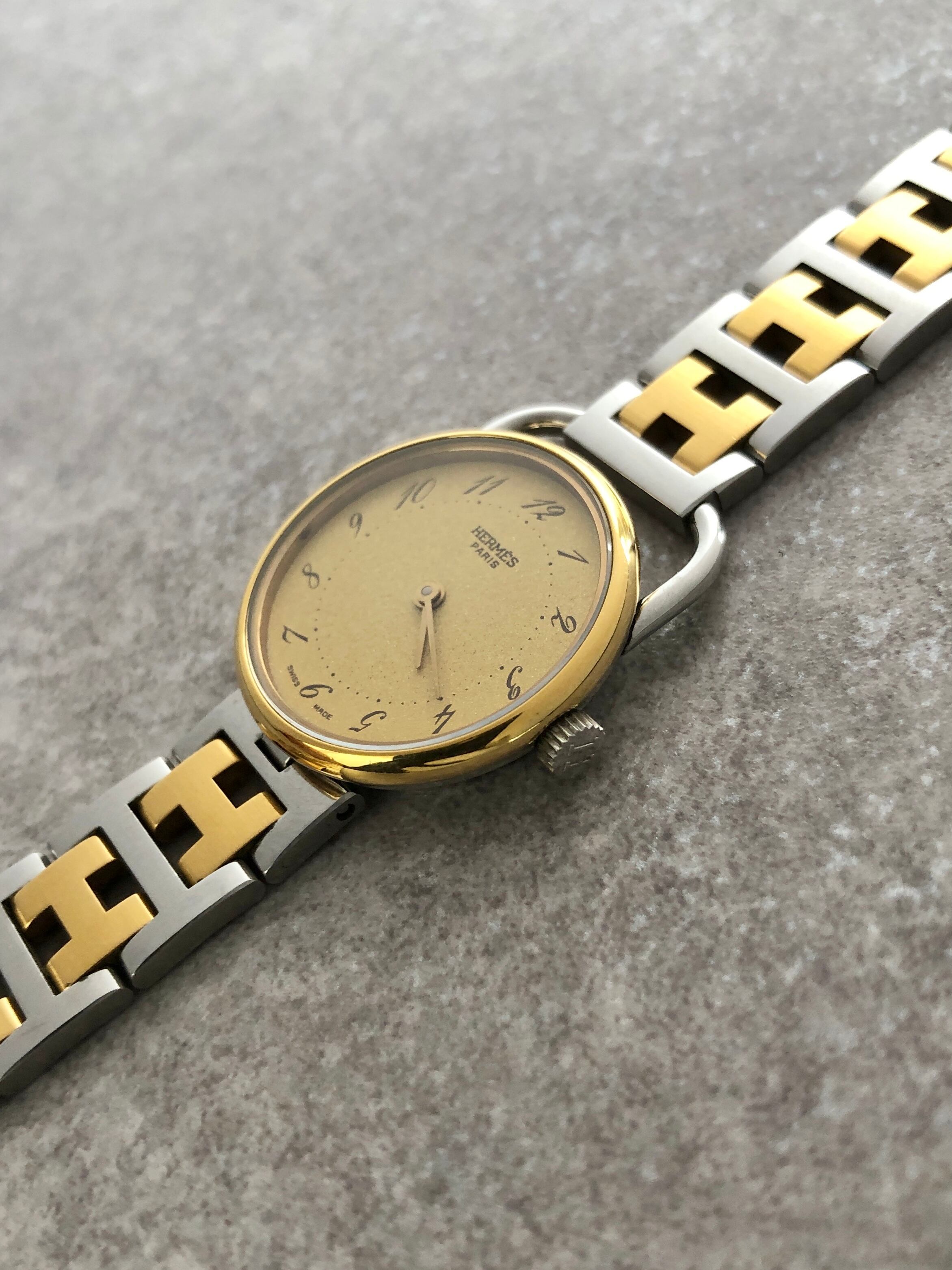 HERMES エルメス アルソー 腕時計ゴールド×シルバー ステンレス HERMES エルメス アルソー 腕時計ゴールド×シルバー ステンレス