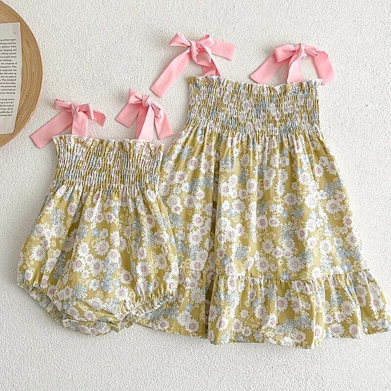 【取寄】レトロな花柄のリボンキャミソールワンピース、ロンパース