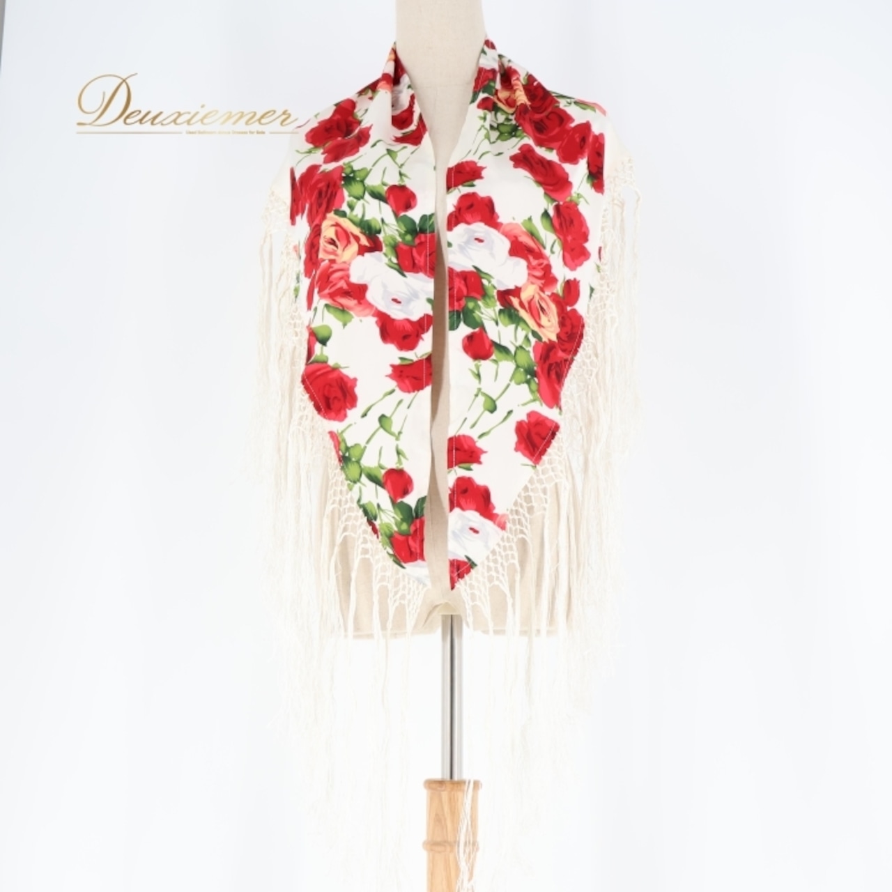 フラメンコ 衣装 シージョ フレコ ピキージョ 花柄 フリンジ 赤 白 小物 飾り 装飾 トライアングル 三角形 ホワイト系 レッド系 軽い素材 おしゃれ フラメンコ衣装 舞台衣装 イベント用 かわいいデザイン 薔薇柄 大人用 女性用 花柄アクセサリー フリンジ付き 柄物シージョ トライアングル型 赤白