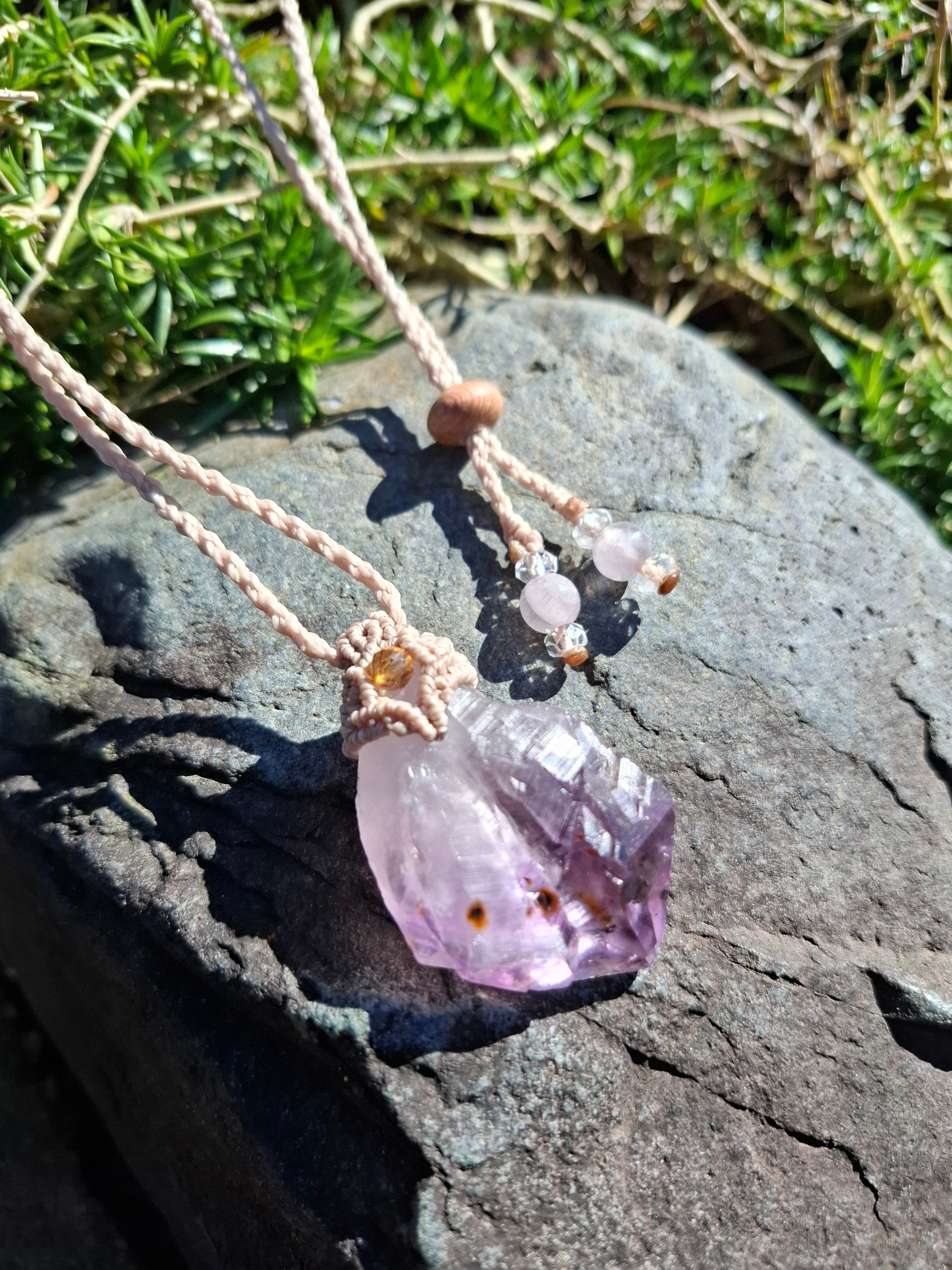 カトマンズ工房104マクラメ部