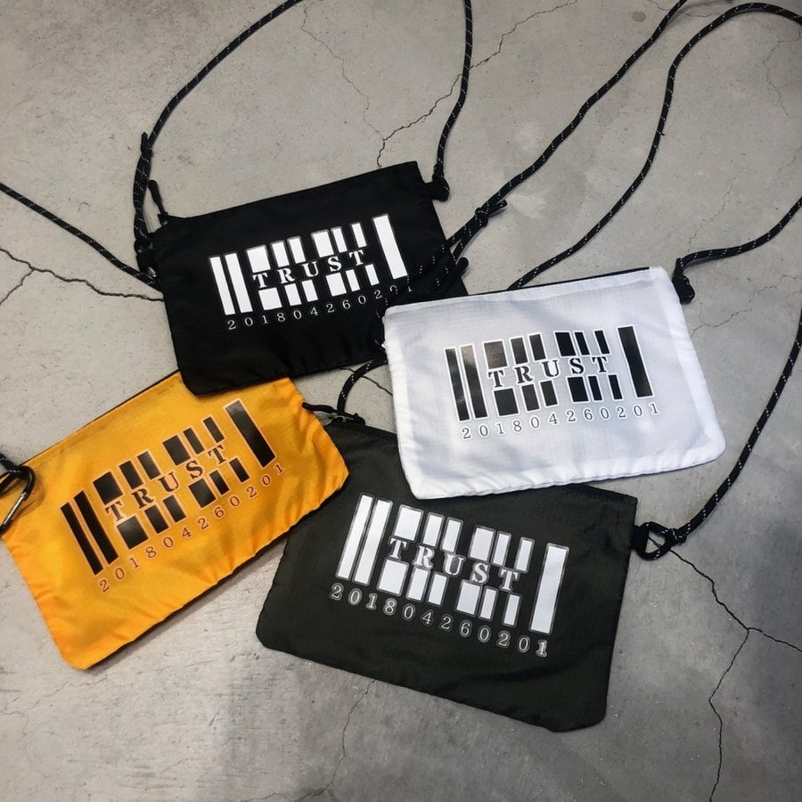 ボディーバッグ BAG ショルダー サコッシュ ロゴ プリント オリジナル ボーチ ユニセックス originalサコッシュBAG