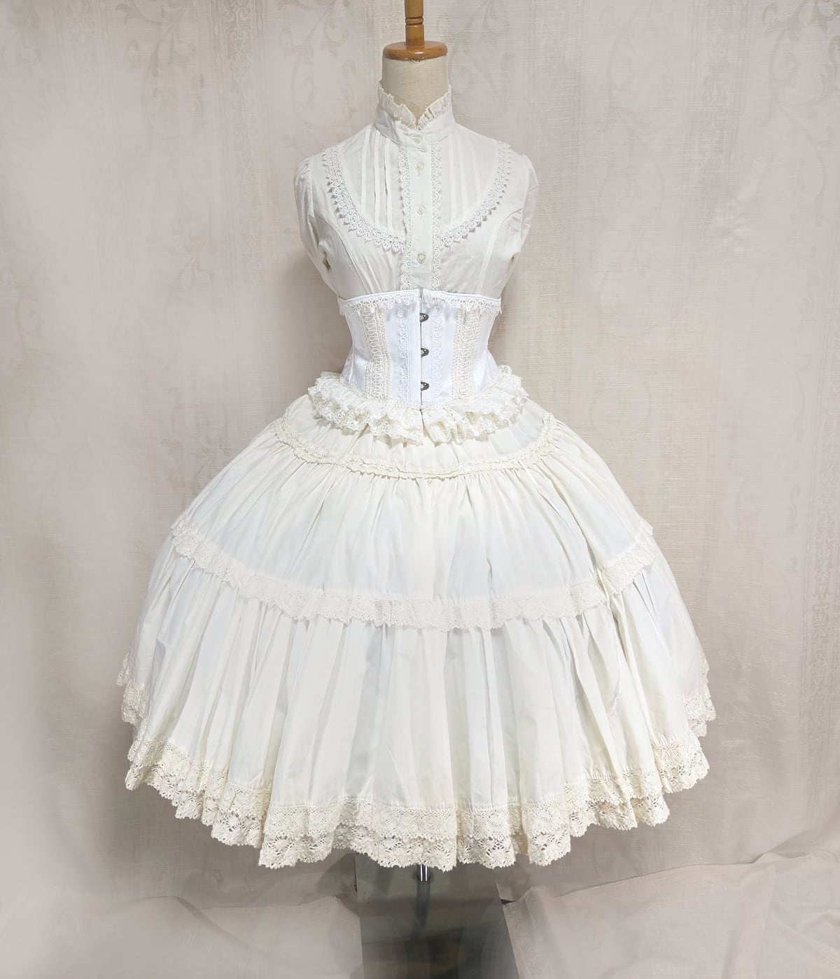 その時々のコルセット』ジャガード白×白 - 002 | PrivateSquare. - SHOP