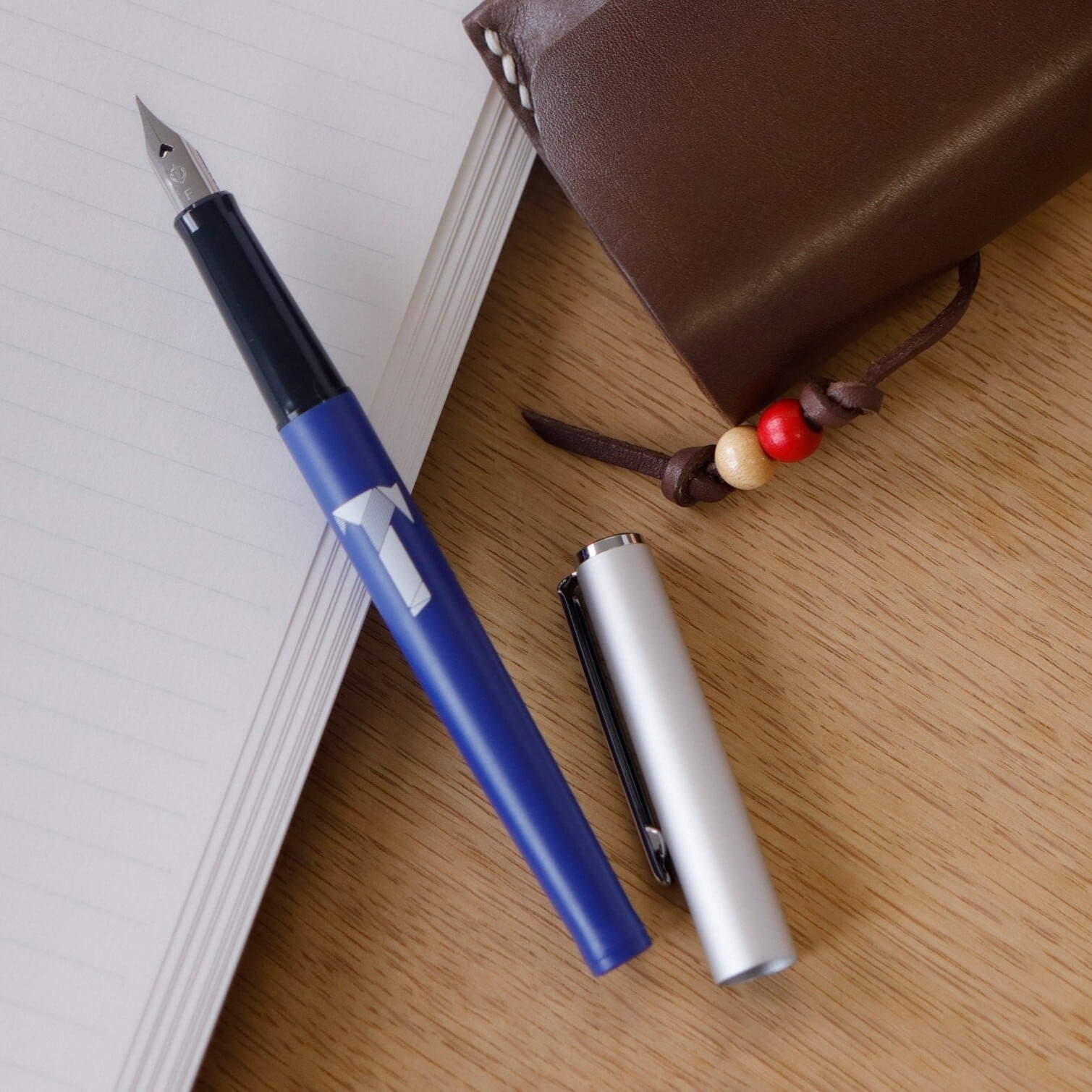 折り鶴フォント万年筆 | 広島から平和を届ける：EARTH Hiroshima