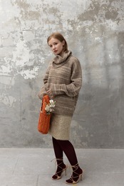 Shiny Shaggy Midi Length SKT Knit