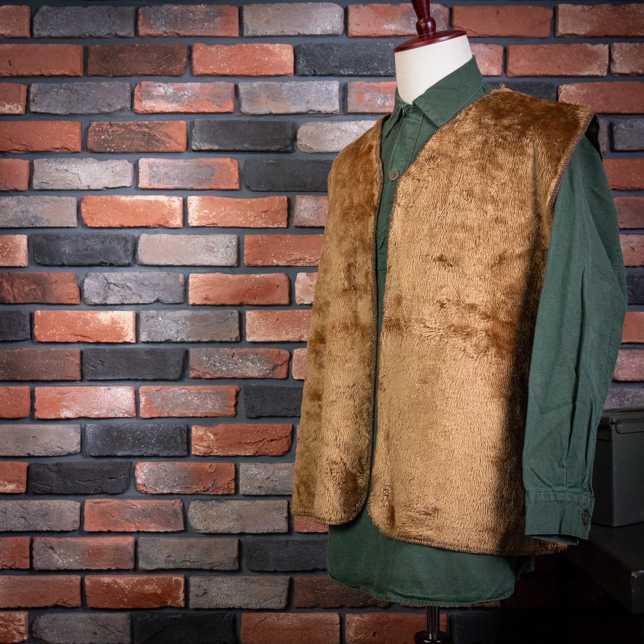 A55】Barbour 3warrant Pile Linner Vest 