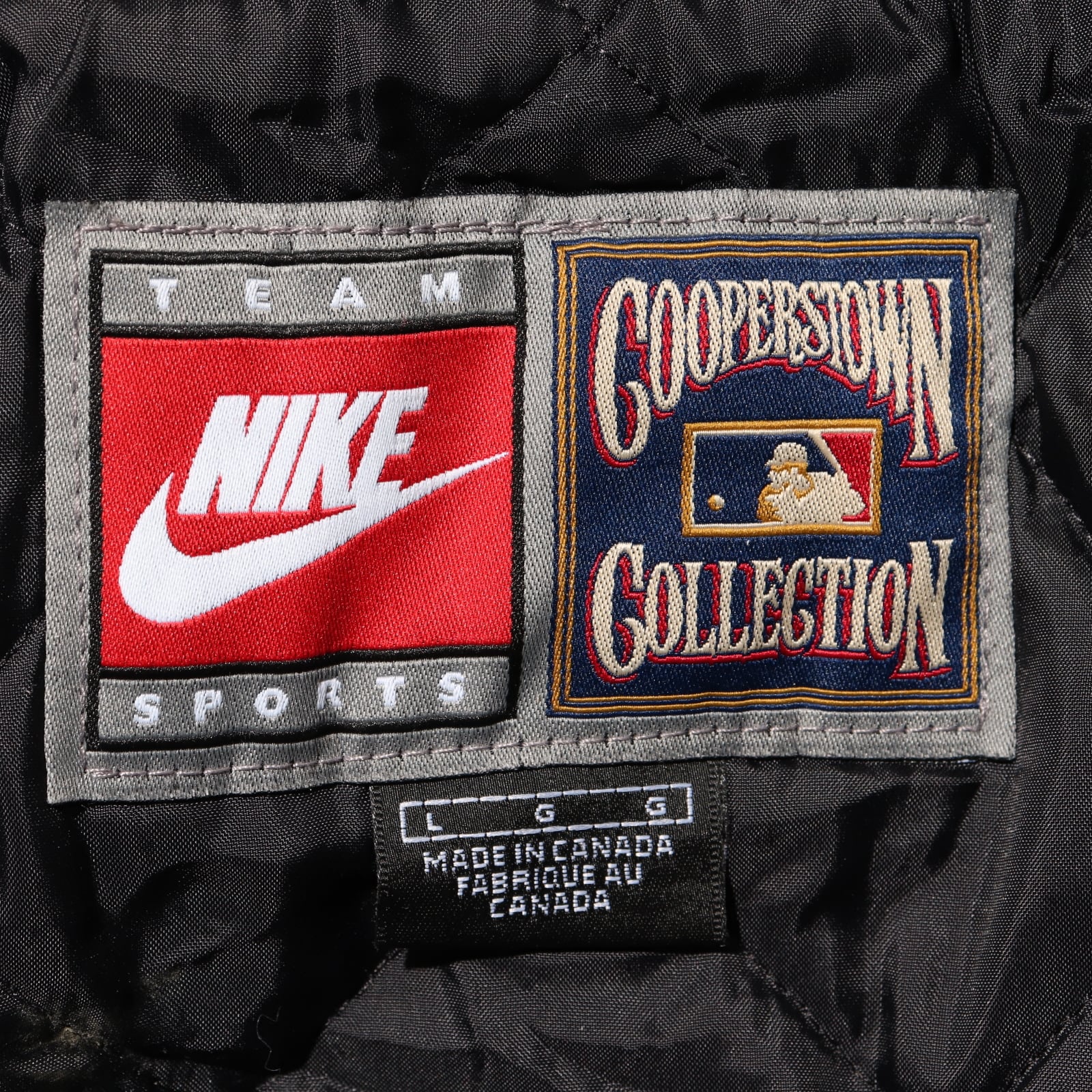 美品 L NIKE Yankees Cooperstown スタジャン ジャケット ナイキ 美品 L NIKE Yankees Cooperstown スタジャン ジャケット ナイキ