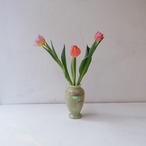 丸みのあるストーンの花瓶