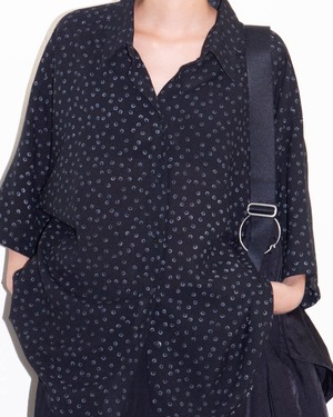 1990s Euro vintage - random dot wide shirt