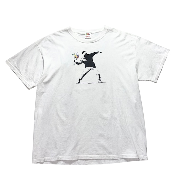 vintage early 00’s BANKSY art tee “ Flower Thrower”