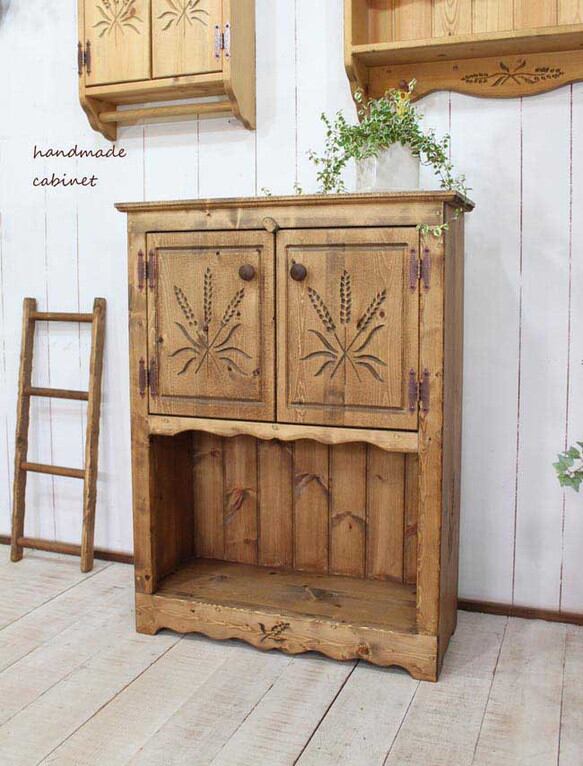 ハンドメイド　1ドロワ麦穂のカップボード 1ドロワ麦穂のカップボード 棚・シェルフ・ラック putto 通販