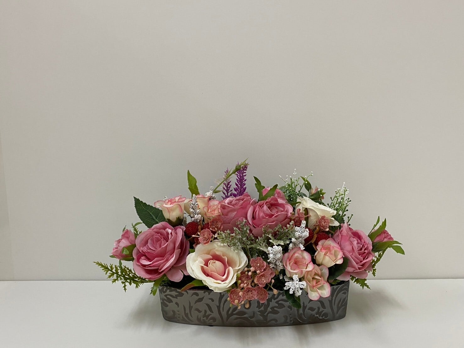 光触媒フラワーアレンジメント 置き型ローズ中心アレンジメント