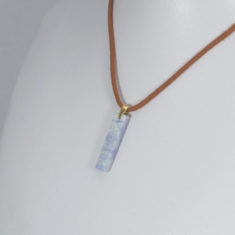糸魚川翡翠　ラベンダー　ネックレストップ 糸魚川翡翠 ラベンダー翡翠 ペンダントトップ 2.5g Itoigawa Lavender