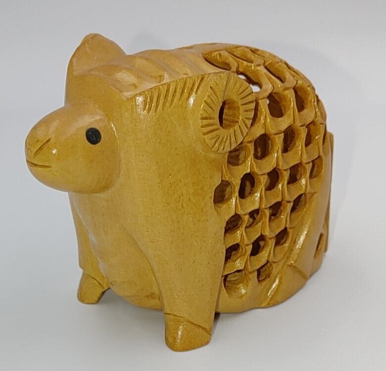 透かし三重彫り エゾフクロウ 高さ 15cm | ふくろうの館