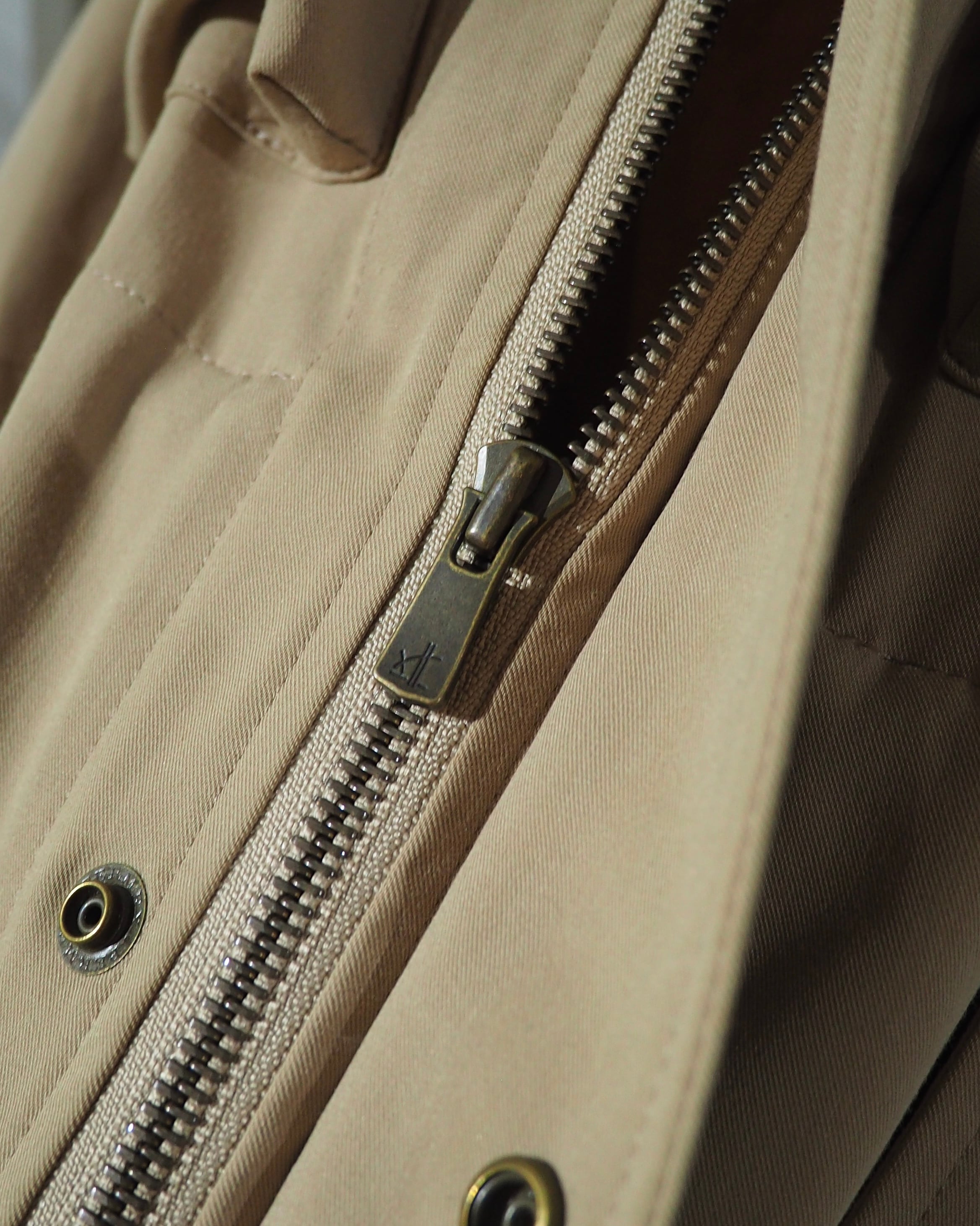” Iroquois ” Multi Pockets × Fake leather Panel Custom Military Jacket