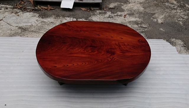 【送料無料】ケヤキ一枚板楕円形ローテーブル・ダイニングテーブル 拭き漆仕上げ【一点もの】