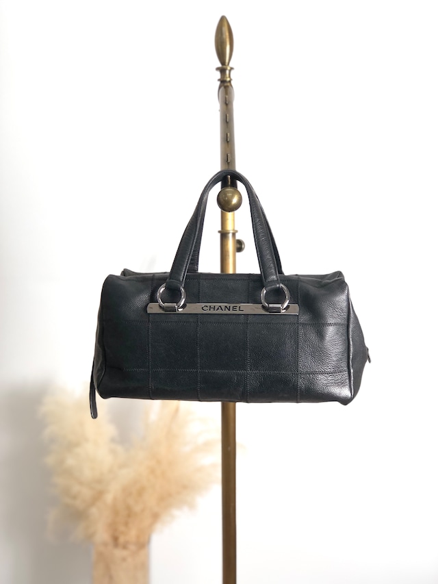 CHANEL シャネル   ハンドバッグ ブラック ロゴ キャビアスキン チョコバー ミニボストンバック vintage ヴィンテージ オールド iez78z