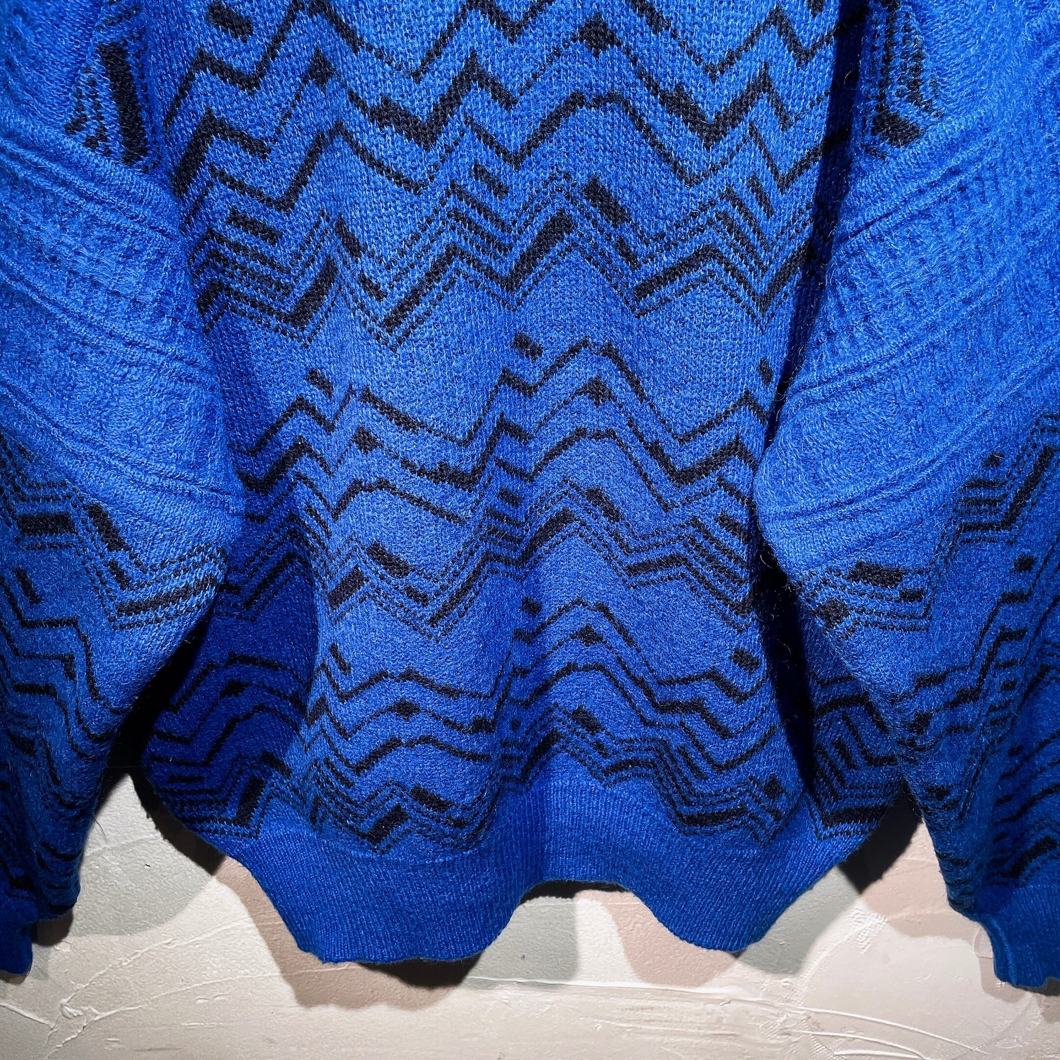 1990s Vivid Blue color zigzag pattern design loose silhouette vintage knit