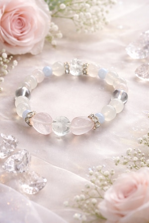 ハートと四葉のクローバー(ローズクォーツ・ブルーレース)内径約16cm ハートと四葉のクローバー(ローズクォーツ・ブルーレース)内径約16cm