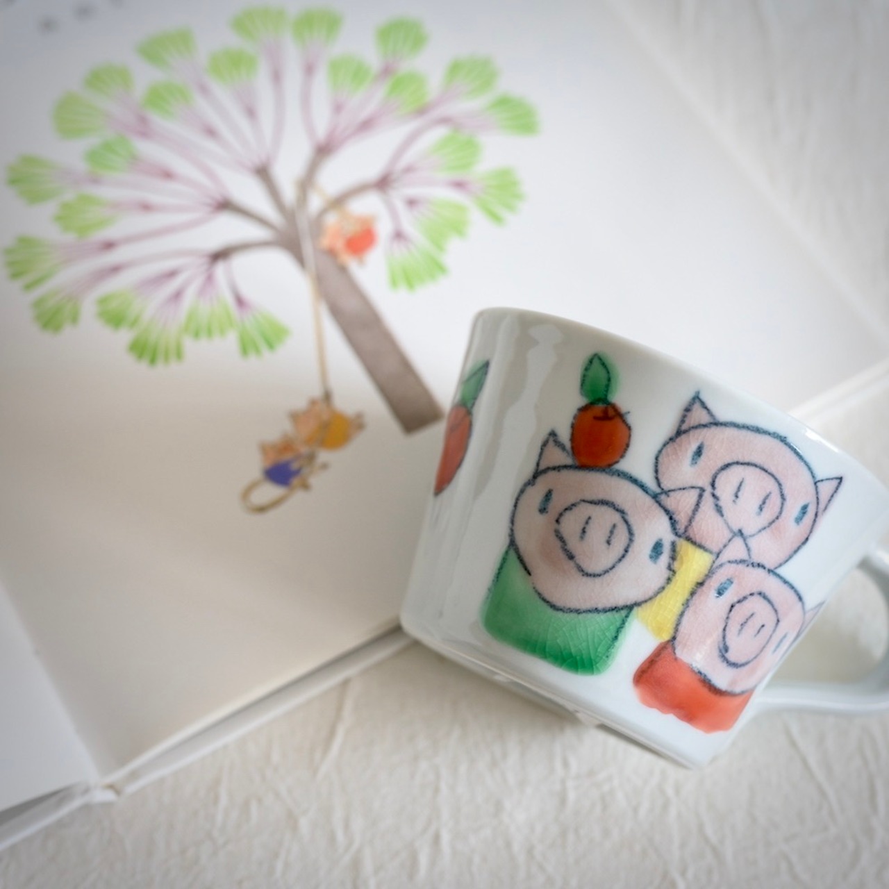 村田菜穂美作　子供用ミニマグ　「3びきのこぶた」［2104130000300］