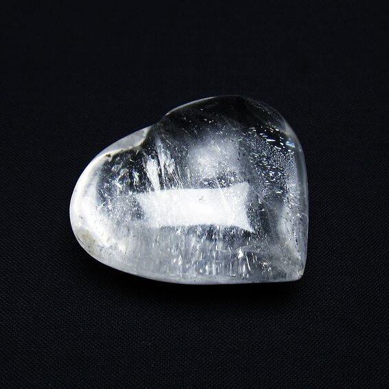 水晶 ハート置物 一点物 145-1475