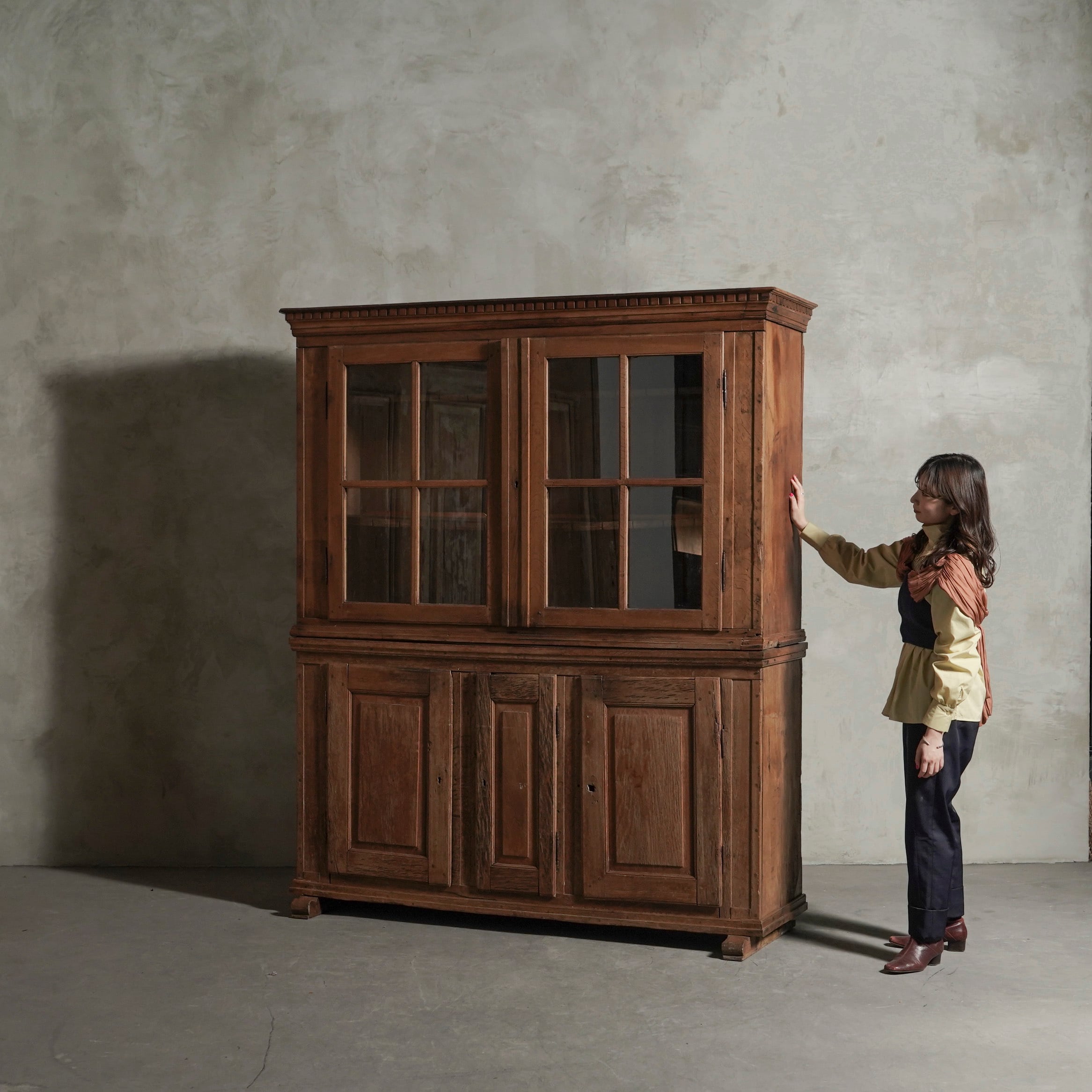 キャビネット/アンティークキャビネット/イギリス/ガラスキャビネット/ディスプレイ/空間装飾/店舗什器