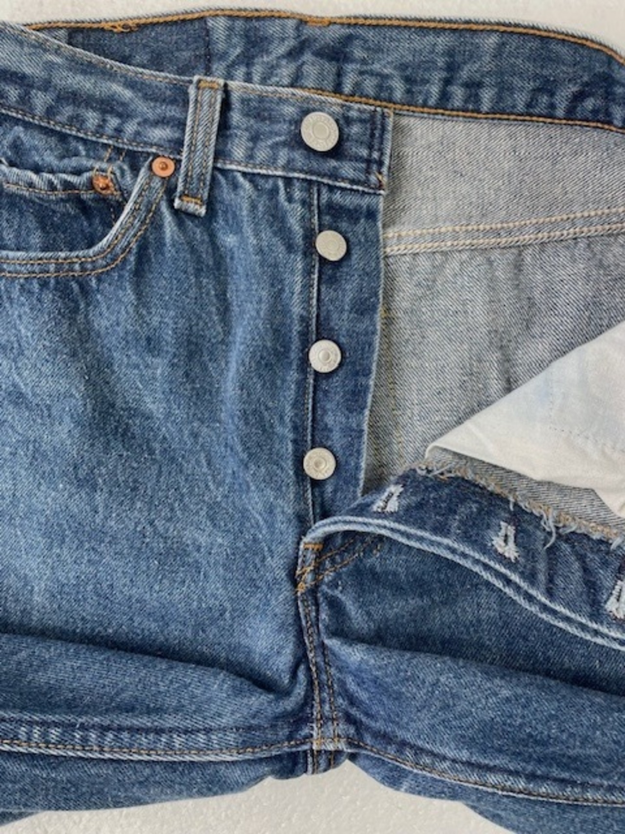 M-212 リーバイス Levis501レギュラー古着 1980年代中期米国製刻印653  W 70cm(ぐるり） 股下 76cm