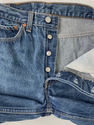 M-212 リーバイス Levis501レギュラー古着 1980年代中期米国製刻印653  W 70cm(ぐるり） 股下 76cm