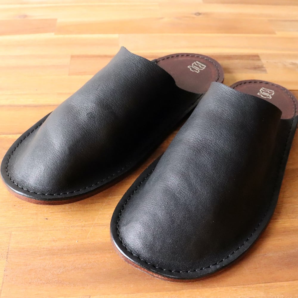VAQUETA Black ハンドメイド レザースリッパ ルームシューズ VAQUETA Black ハンドメイド レザースリッパ ルームシューズ