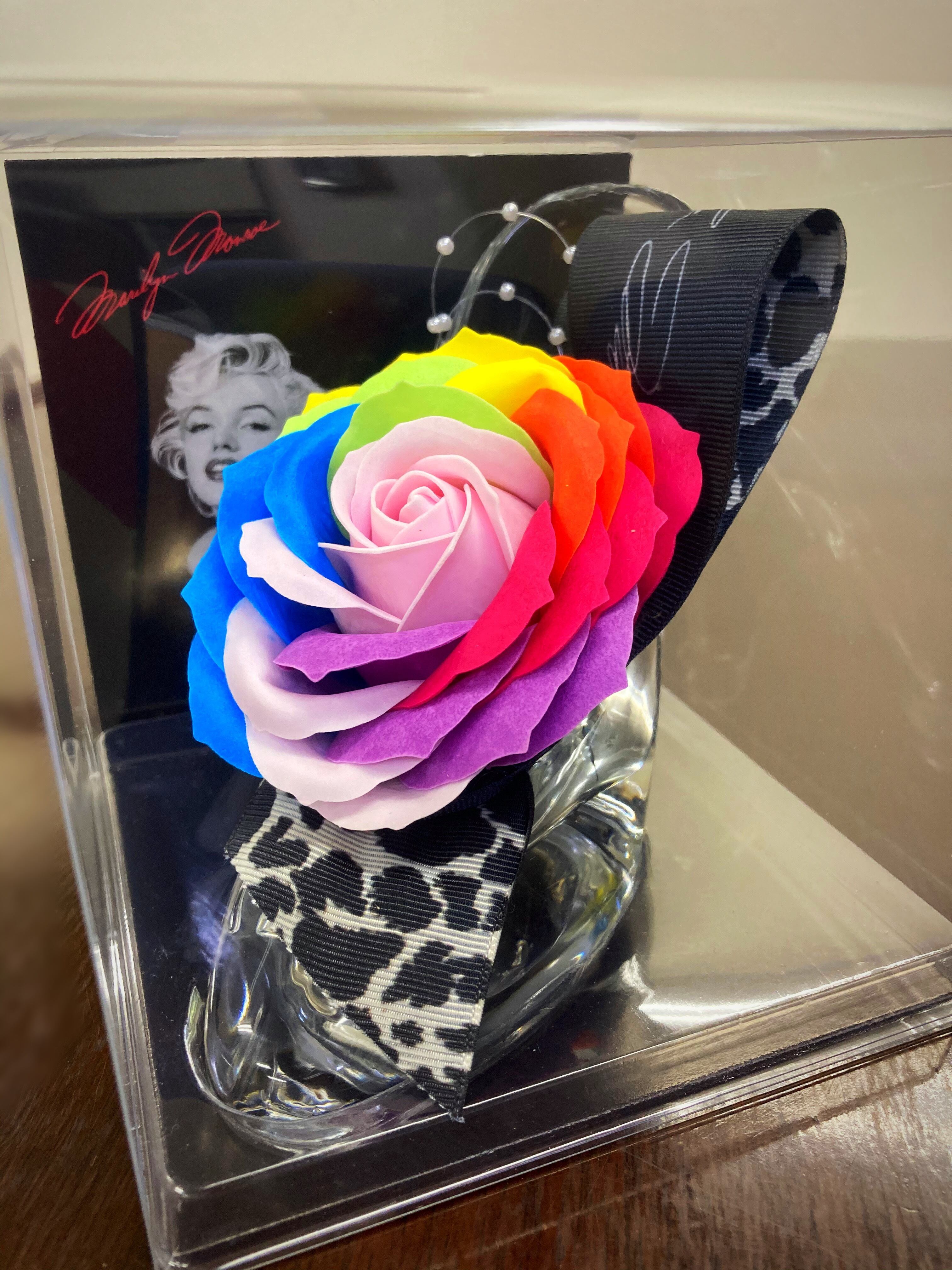 レインボーソープフラワー ヒールアレンジ フラワーギフトのオンラインショップ 花と猫と私 By ハートフラワー レインボーソープフラワー ヒールアレンジ フラワーギフトのオンラインショップ 花と猫と私 By ハートフラワー