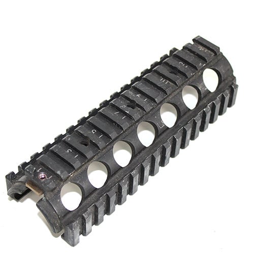 実物ナイツアーマメントm4a1 ras