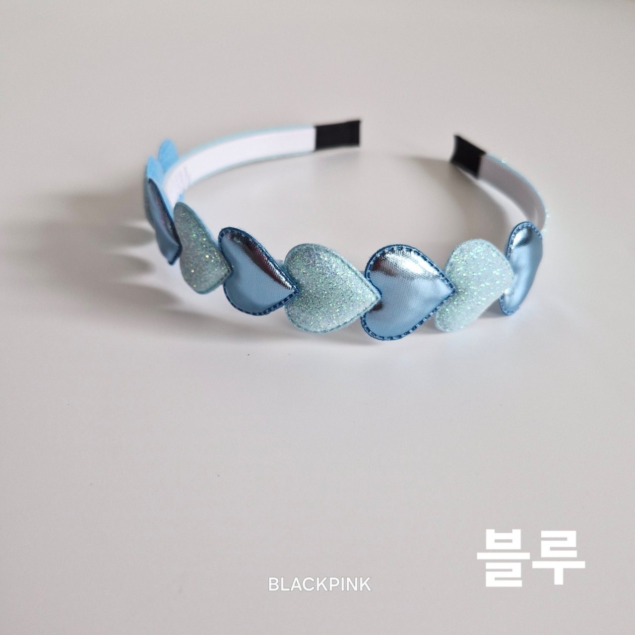 [BLACKPINK] Accessory) Heart Pearl Hair Band / [블랙핑크] 악세)하트펄헤어밴드