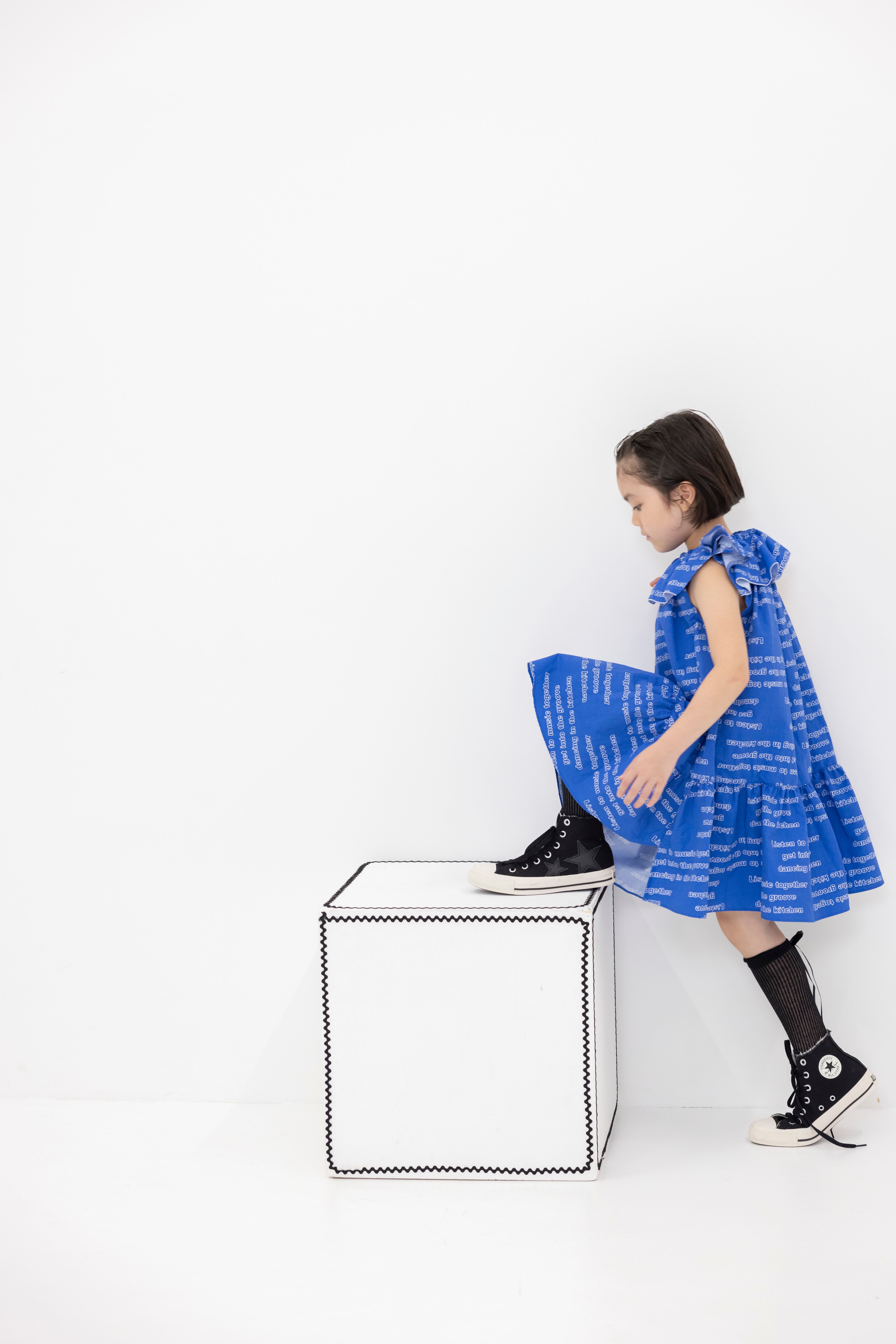 25SS】folkmade(フォークメイド)poem print dress blue×white(LL