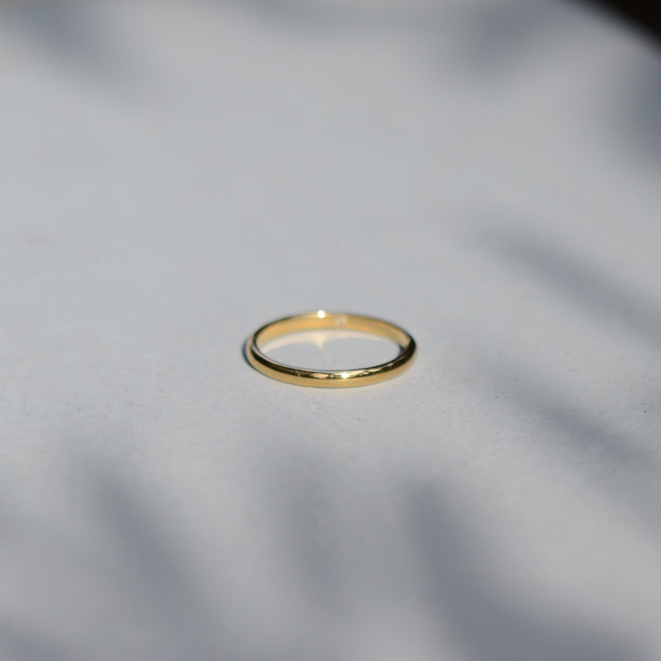 K18 YG〉simple ring / high dome / 2mm | glanta