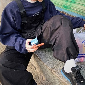 オールブラックナイロンオーバーオール　1089