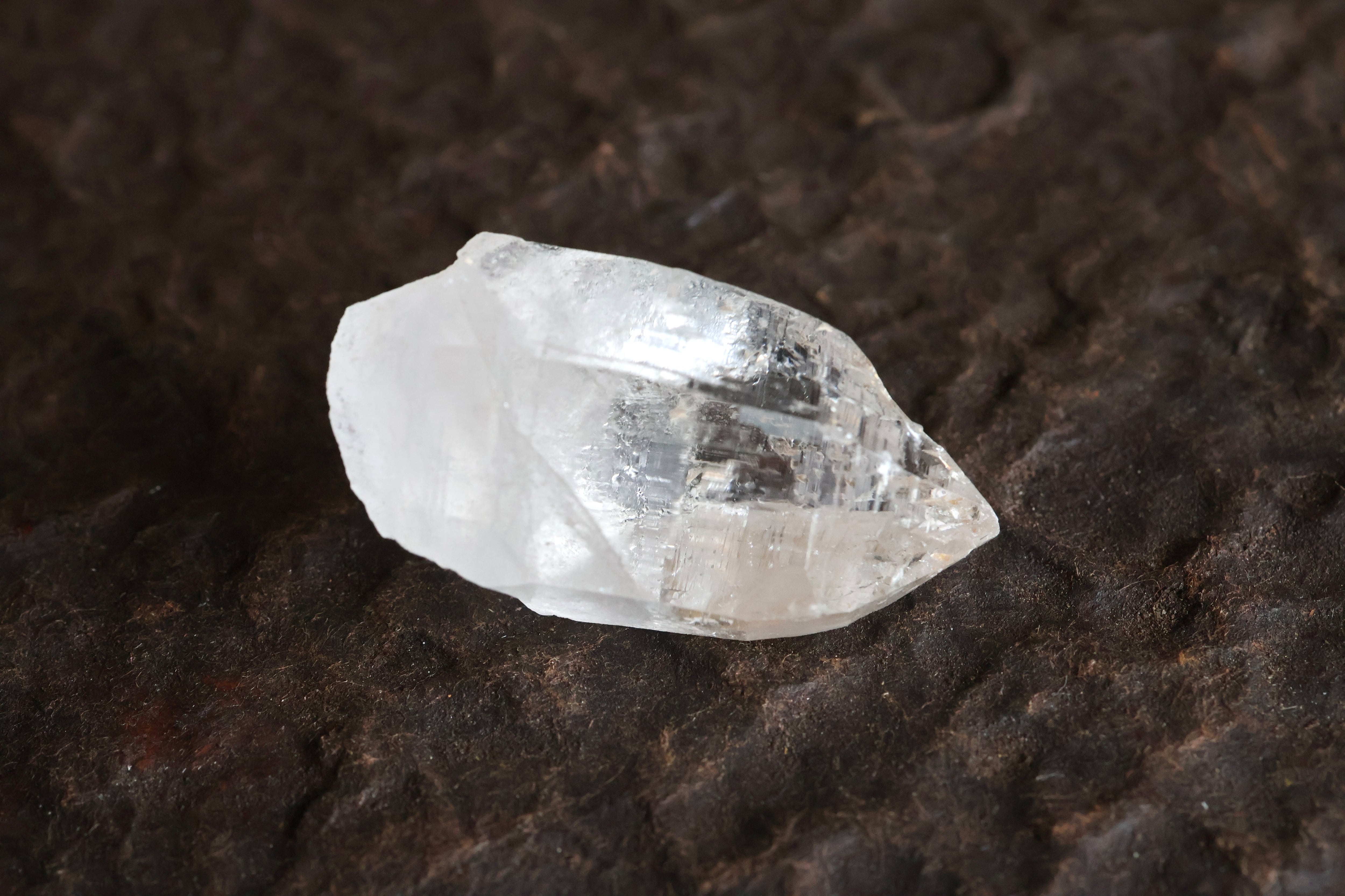 ヒマラヤ水晶 ガネーシュヒマール産 | 石垣島の夜光貝アクセサリーと