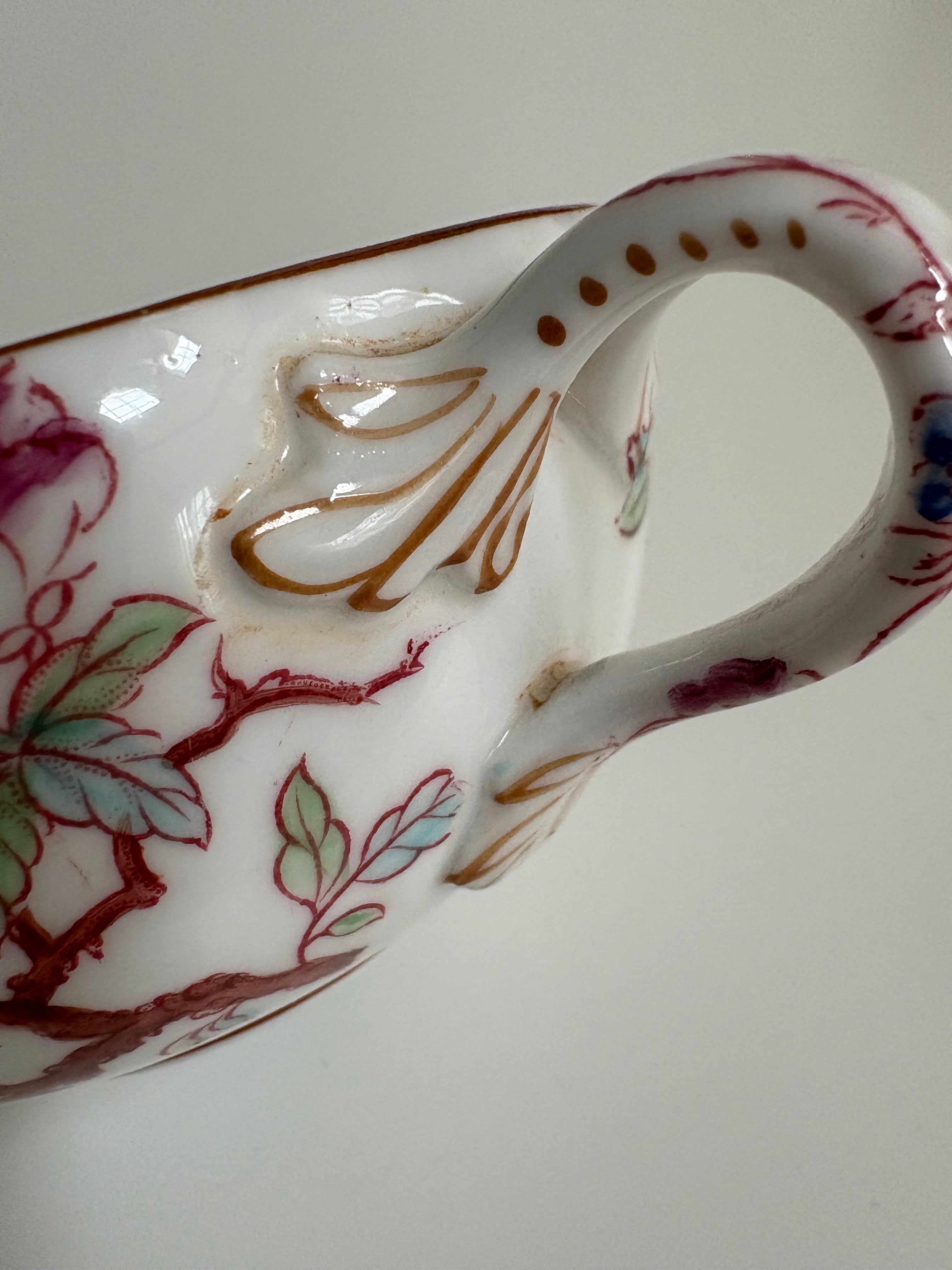 サルグミンヌ MINTON No.252 ティーカップ（鳥と花の絵付け